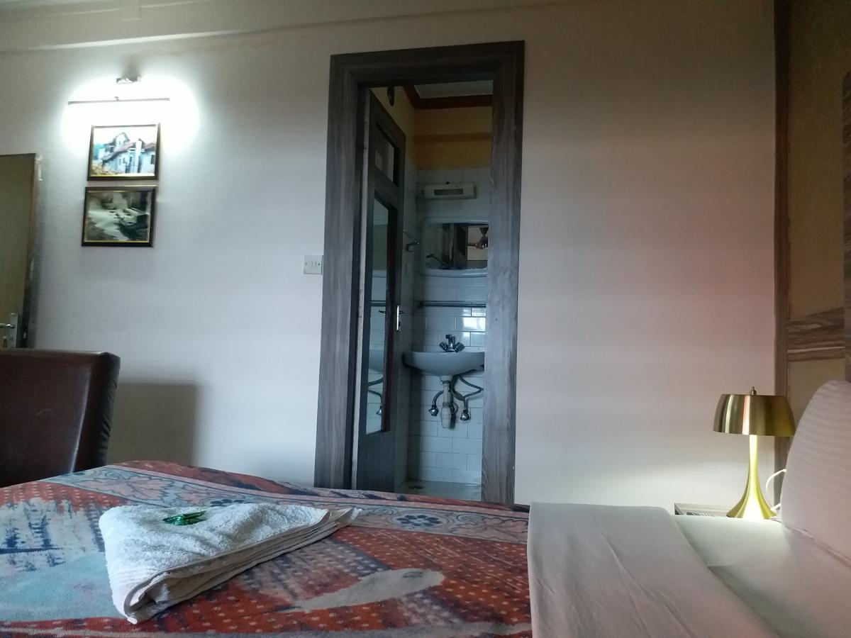 Hotel Marigold Pokhara Eksteriør bilde